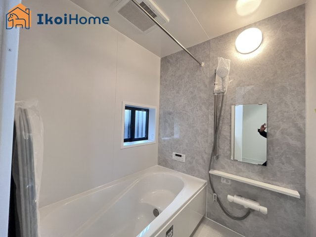 明石市西明石町5丁目　B号棟　新築戸建の浴室|【ホームページに現地動画掲載中】●年中無休：当日予約可●浴室乾燥暖房機も完備の浴室です！