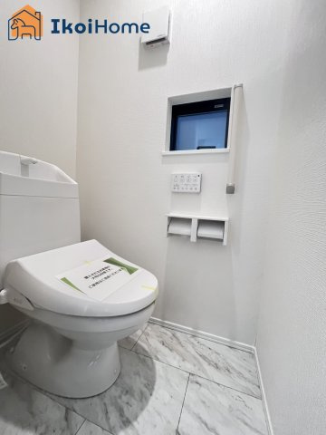 明石市西明石町5丁目　B号棟　新築戸建のトイレ|【ホームページに現地動画掲載中】●年中無休：当日予約可●トイレが2か所あるので夜中も安心です