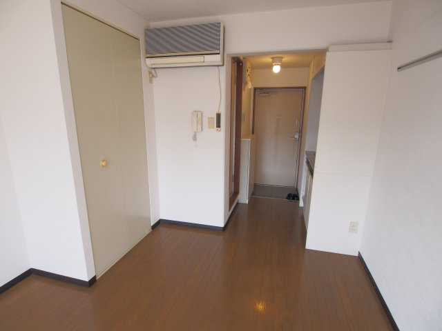 レジェンド船越南の内装