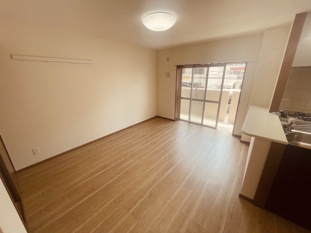 ルミナスNSコーポの居間・リビング