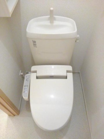 熊本市西区池田２丁目のアパートのトイレ|落ち着いたトイレです