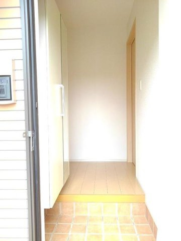 熊本市西区池田２丁目のアパートの玄関|ゆったりとした玄関です
