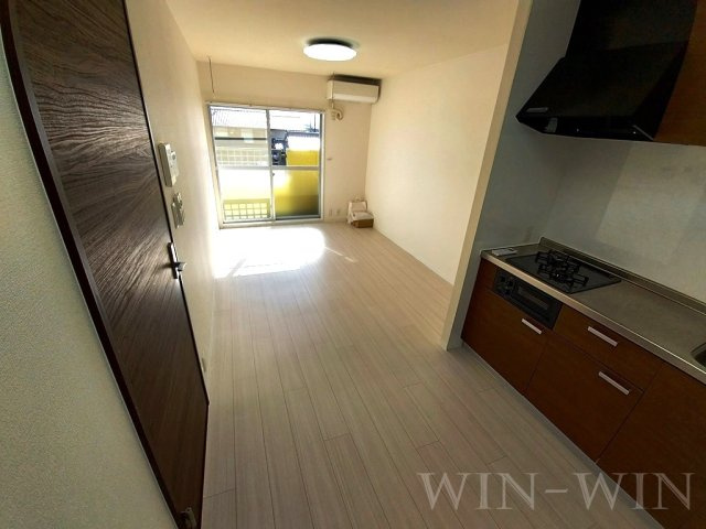 サニーマンション戸田の居間・リビング