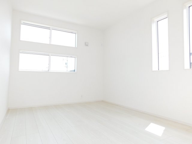 弥富市五明４丁目の新築一戸建の洋室|◇洋室◇　　南面で明るい洋室６．０帖　全居室収納完備！　