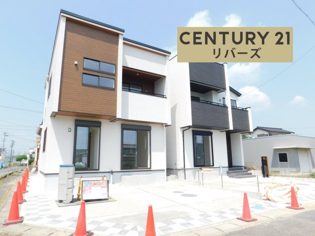 弥富市五明４丁目の新築一戸建の外観|◇１号棟◇　　新価格！！いつでも見学出来ます♪♪（お問合せ当日、平日、水曜、夜間でもＯＫ）　長期優良住宅！　制震ダンパー搭載！　BELS対応！　開放的な角地！　オール電化住宅♪