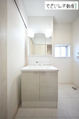 【独立洗面台】 | 本庄市小島6丁目　新築住宅 | ≪22号棟≫
現地(2025年11月撮影)