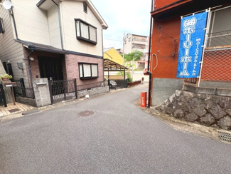 【前面道路含む現地写真】 | 北区衣笠東御所ノ内町　建築条件なし | 《北側》幅員約3.95ｍ×間口約6.48ｍ