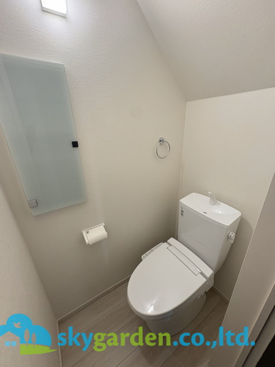 茅ヶ崎市南湖4期　新築戸建　全2棟1号棟のトイレ|トイレです