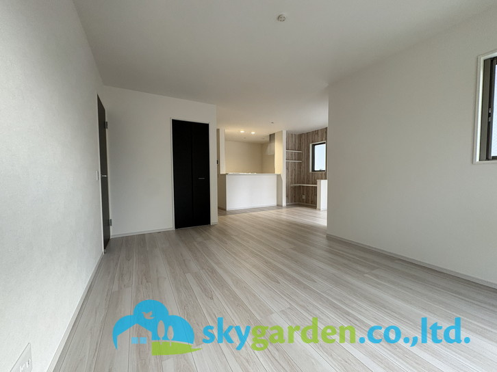 茅ヶ崎市南湖4期　新築戸建　全2棟1号棟の居間・リビング|ゆったりとしたリビングです