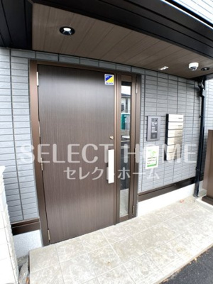 【エントランス】 | D-avance上六名 | 建物の内部です