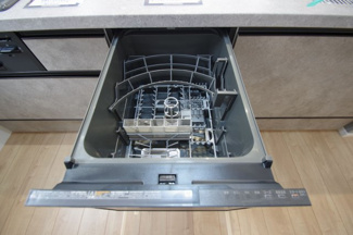 【キッチン】 | 【仲介手数料無料！！】府中市北山町2丁目　新築戸建て（全1棟）1号棟　6299万円 | ビルトイン食洗機