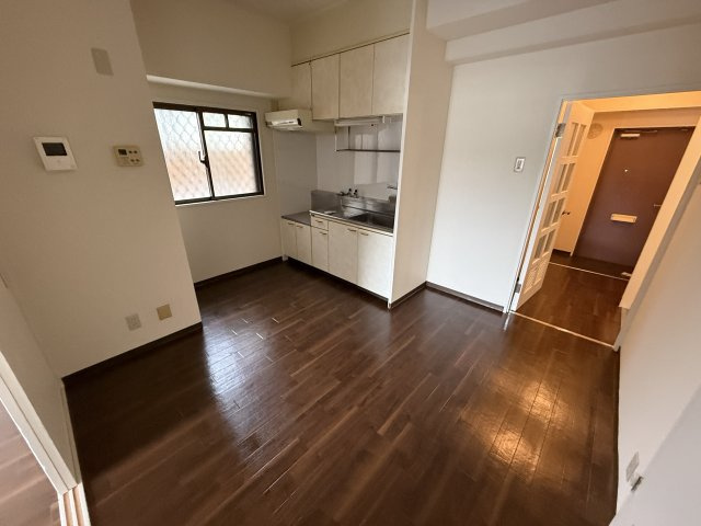 ハイツ・サニーライフの居間・リビング