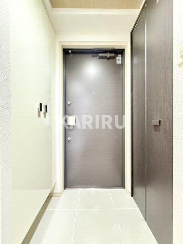 アーデン堺筋本町の玄関