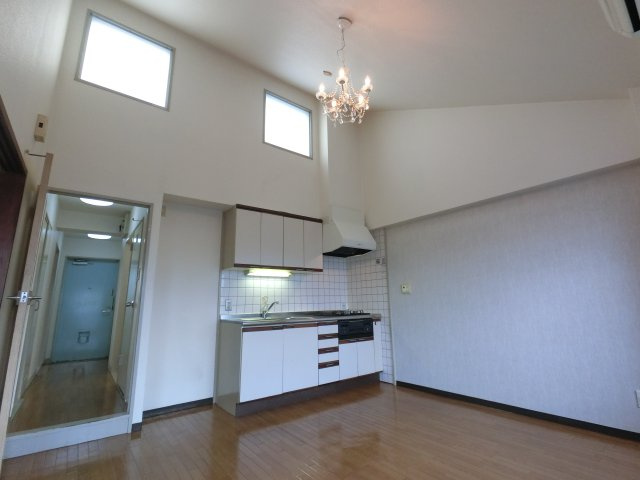 【居間・リビング】