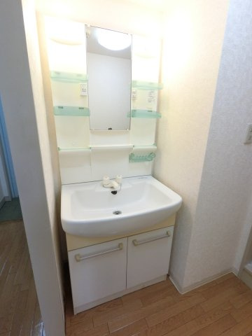 【独立洗面台】