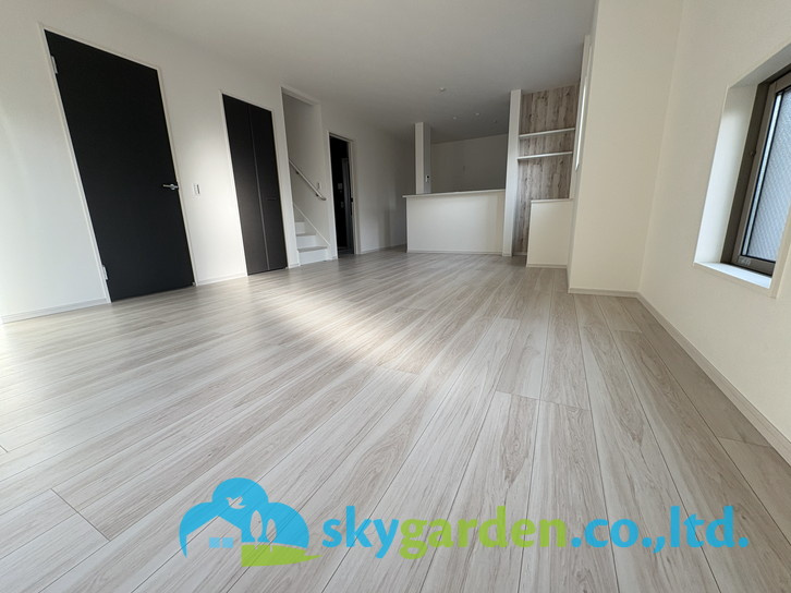 茅ヶ崎市南湖4期　新築戸建　全2棟2号棟の居間・リビング