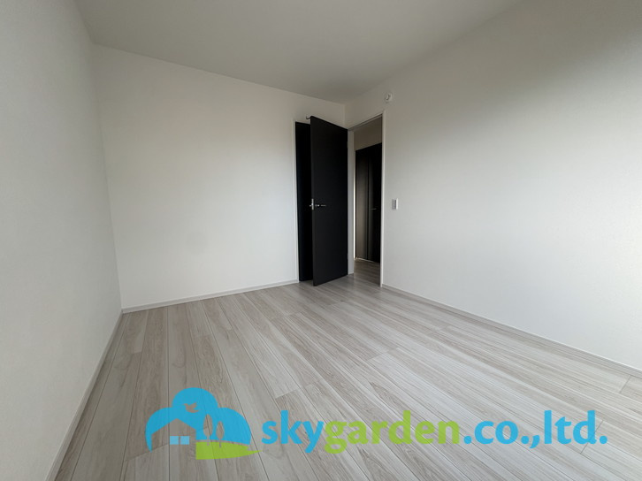 茅ヶ崎市南湖4期　新築戸建　全2棟2号棟の洋室