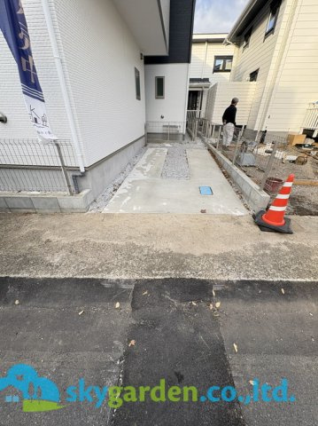 茅ヶ崎市南湖4期　新築戸建　全2棟2号棟の駐車場