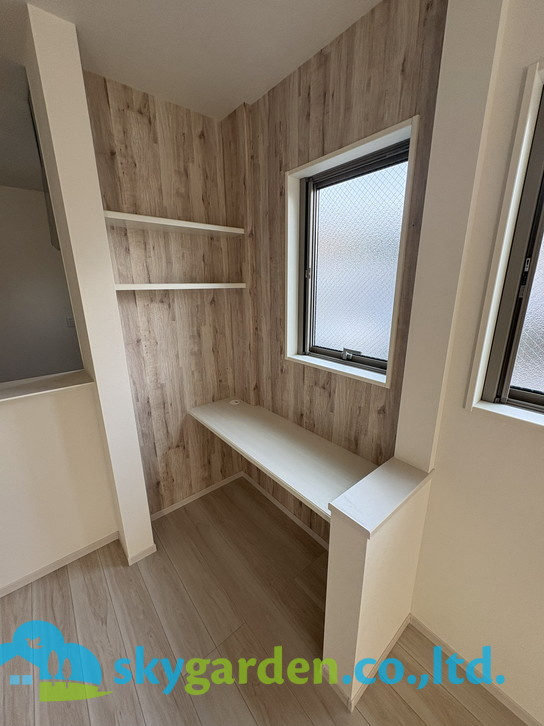 茅ヶ崎市南湖4期　新築戸建　全2棟2号棟の玄関