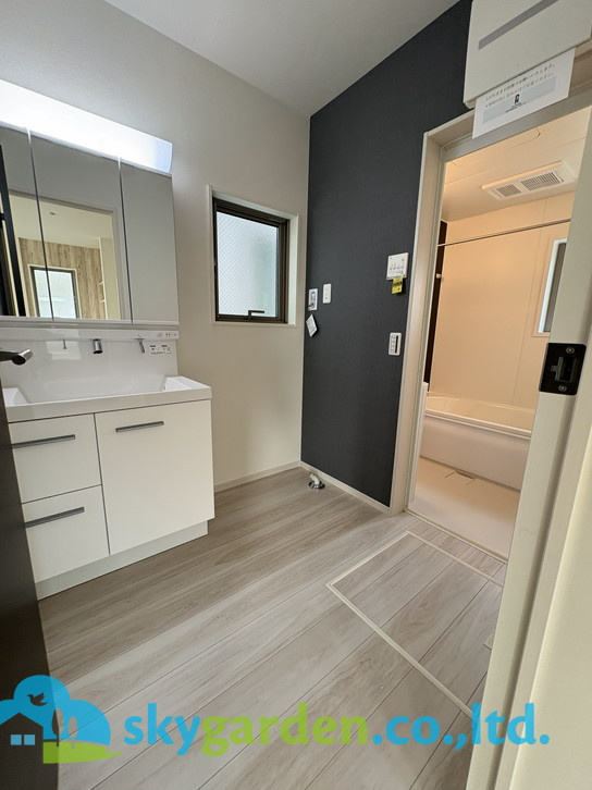 茅ヶ崎市南湖4期　新築戸建　全2棟2号棟の脱衣所