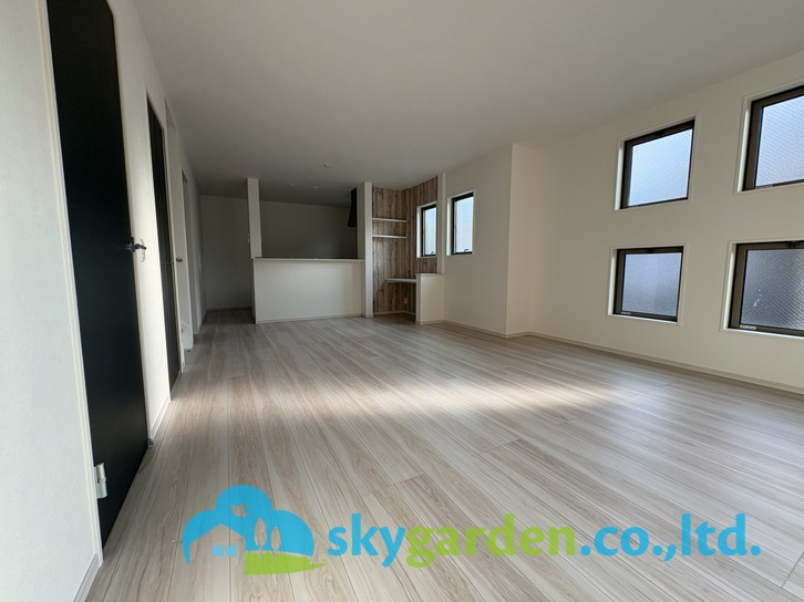 茅ヶ崎市南湖4期　新築戸建　全2棟2号棟の居間・リビング