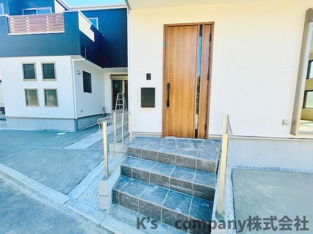 ◎茅ヶ崎市南湖5丁目　新築戸建　2号棟◎の玄関|玄関周辺スペース◇