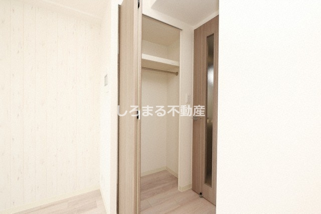 プレサンスOSAKA東中本エシデルの収納