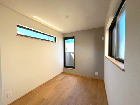 西宮市小曽根の洋室