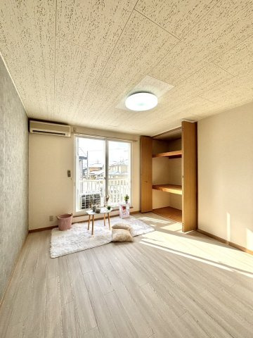 ハピネスAUN Ⅱの居間・リビング