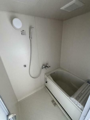 【浴室】 | メゾンワタナベ