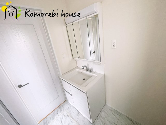 さいたま市西区三橋　第1期　新築一戸建て　ハートフルタウン　Fの独立洗面台|独立洗面台です