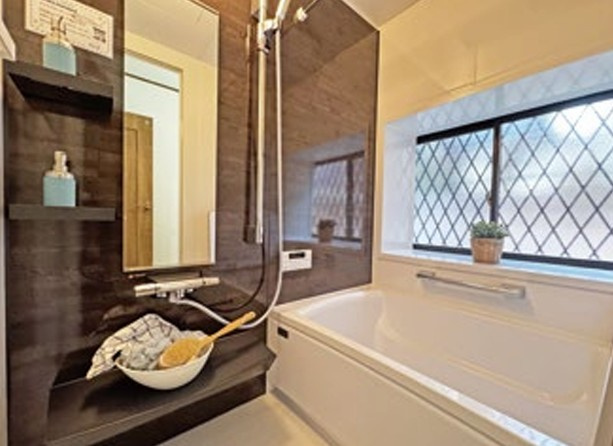 ◆令和7年4月リフォーム完了◆前田町 中古戸建 3980万円の浴室