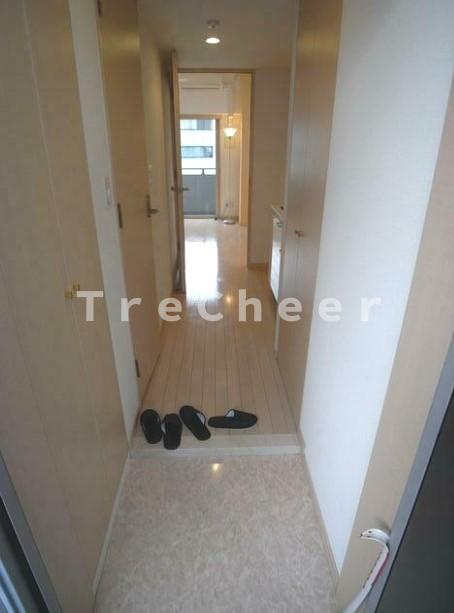 ヒューマンハイム蔵前の玄関