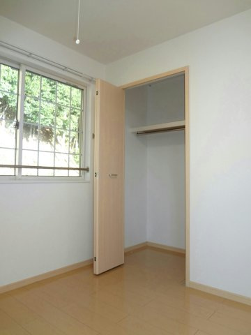 熊本市中央区黒髪４丁目のアパートの収納