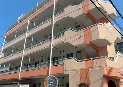【外観】 | メゾンアロー５ | 家を建てる前提で土地を探している場合、地盤の丈夫さは譲れない条件の一つです。地盤が脆弱だと追加工事が必要となります。また、過去に地盤沈下や液状化現象を起こした土地は、できるだけ避けた方がいいでしょう。