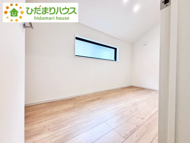 流山市東深井15期　新築戸建　1号棟の洋室|木の温もりがやさしいフローリング	(^^♪		
