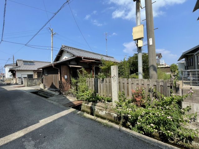 新須賀町1丁目の外観