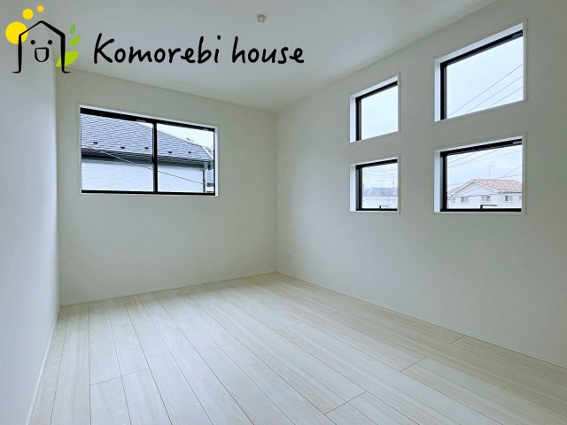 比企郡川島町中山　11期　新築一戸建て　グラファーレ　02の子供部屋|ゆったりした子供部屋です