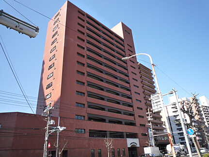 シャンボール広交の外観