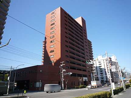 シャンボール広交の外観