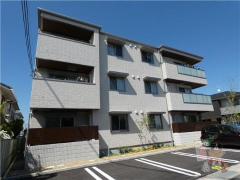 ベレオガーデンズ福富西