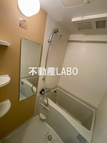 レジュールアッシュウエストレジス★仲介手数料無料物件★の浴室