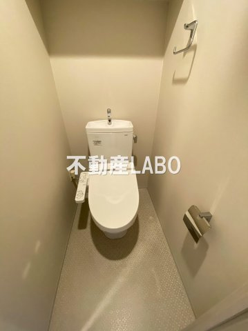 レジュールアッシュウエストレジス★仲介手数料無料物件★のトイレ