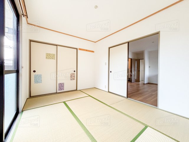 ハイカムール荒木の内装