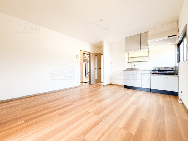 ハイカムール荒木の居間・リビング|広いリビング★