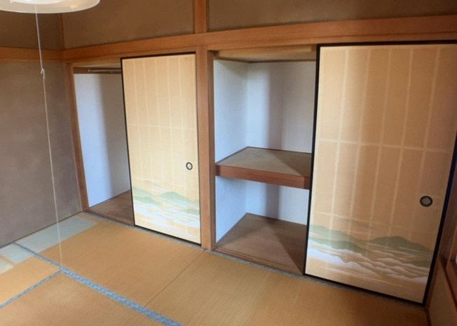 【収納】 | 家族構成や住宅環境によって収納の仕方は十人十色！キッチン、リビング、玄関、寝室など、部屋ごとのいろんな収納を使って自慢のお家にしませんか？物件をご内見する際は、収納の場所や数は事前チェックしましょう！