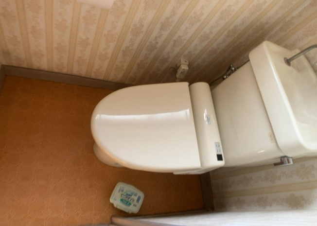 【トイレ】 | トイレは大きさや形、機能、抗菌性などが異なる多種多彩なタイプが各メーカーから出ています。それぞれに良さがあるため、事前にどういったタイプのトイレがいいのかをご家庭内で決めて、内見に行くといいでしょう。