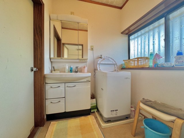 那珂市中台中古戸建の洗面所