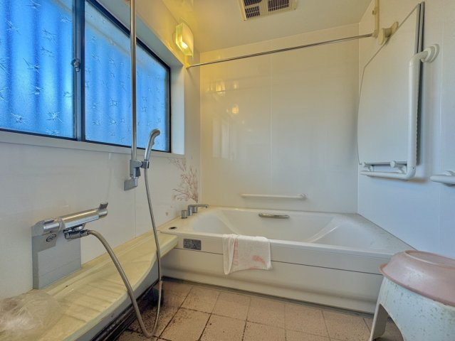 那珂市中台中古戸建の浴室