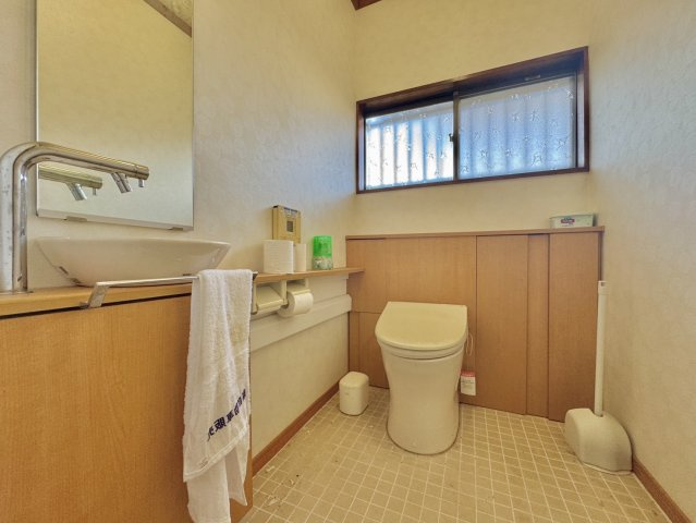 那珂市中台中古戸建のトイレ
